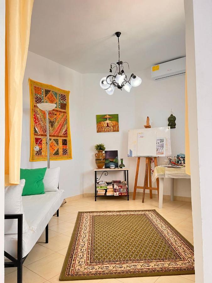Elena Villa